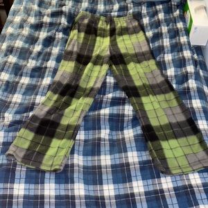 Green Plaid Pajama Pants / Boys 14